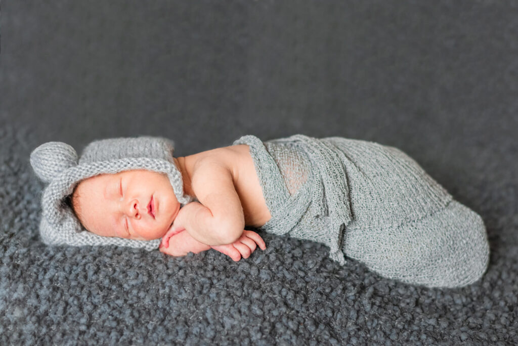 newborn sleeping during photoshoot