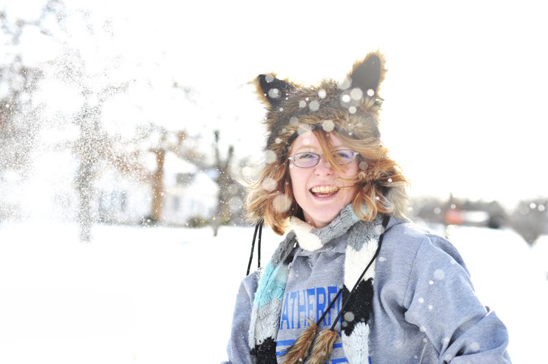 teen threw snowball during senior photoshoot