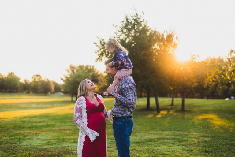 Sunrise Family Maternity Photos at Mueller Lake Park