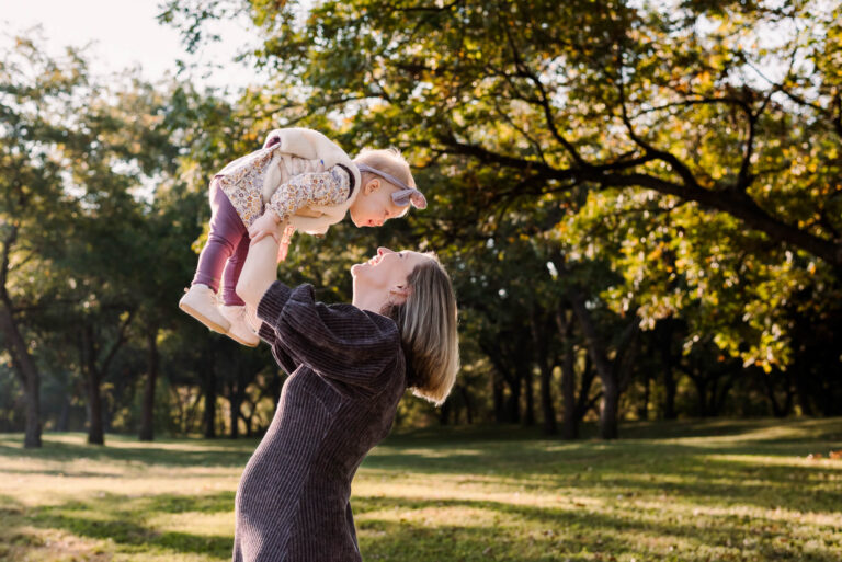 Mini Session Guide: What to Know Before Booking a Mini Session in Austin, TX